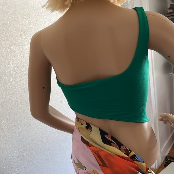 Naked Wardrobe Kelly Green Smooth Side One Shoulder Crop Top  Size S - Picture 4 of 4